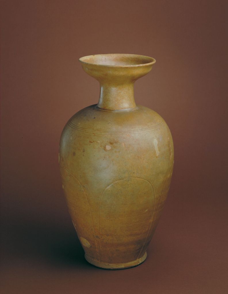 图片[1]-Yuezhou kiln blue-glazed vase with lotus petal pattern-China Archive